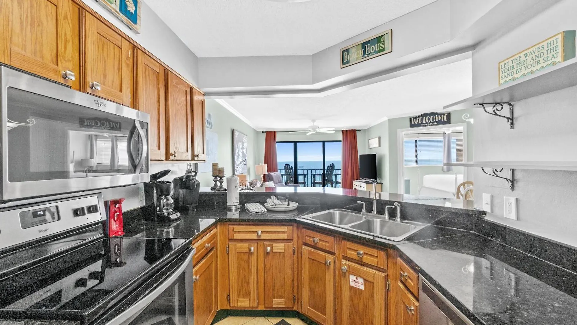 Summerhouse Beach Resort By Panhandle Getaways Panama City Beach Apartmán