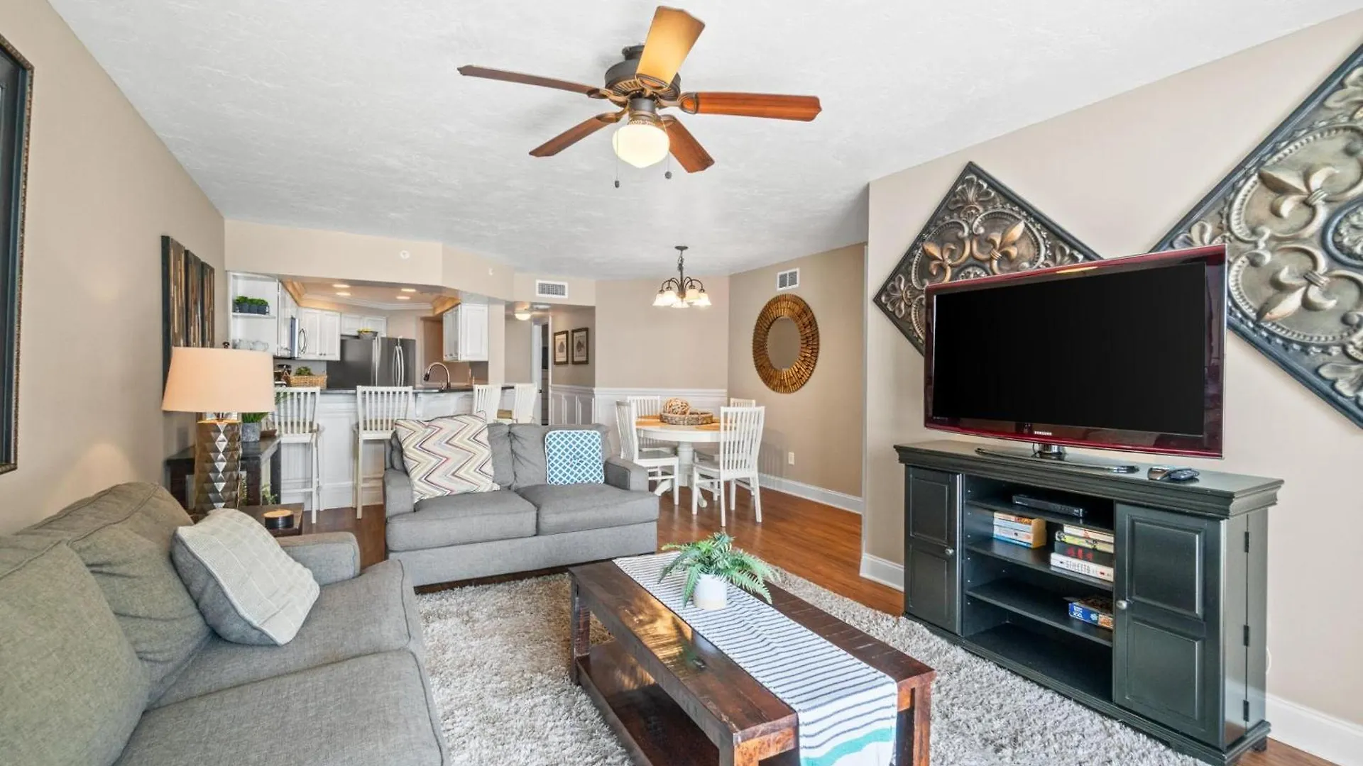 Summerhouse Beach Resort By Panhandle Getaways Panama City Beach